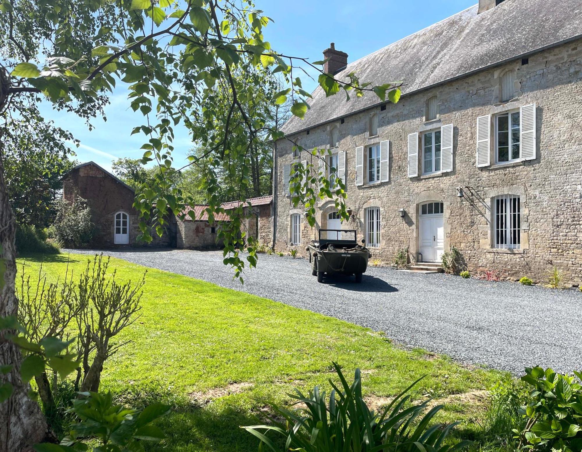 カランタン Domaine De L'Eau Partie Bed & Breakfast エクステリア 写真